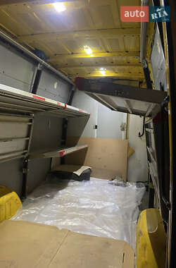 Вантажний фургон Volkswagen Crafter 2012 в 