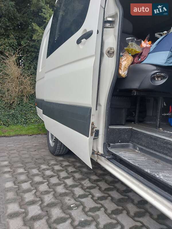 Грузопассажирский фургон Volkswagen Crafter 2007 в Львове