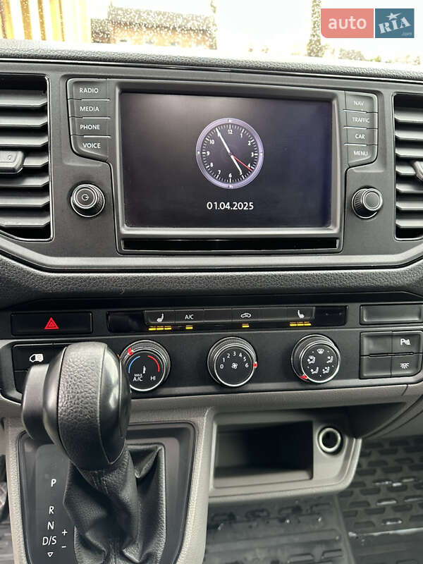 Грузопассажирский фургон Volkswagen Crafter 2017 в Почаеве