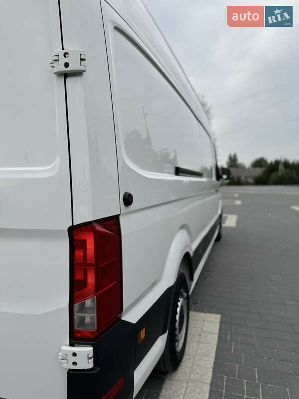 Грузовой фургон Volkswagen Crafter 2019 в Почаеве