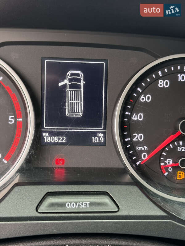 Грузовой фургон Volkswagen Crafter 2019 в Почаеве
