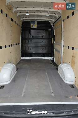 Грузовой фургон Volkswagen Crafter 2020 в 