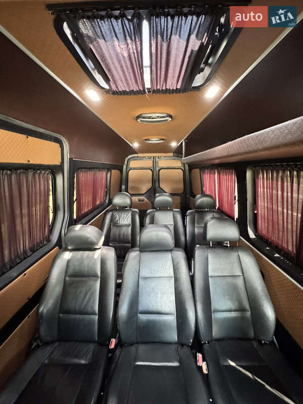 Микроавтобус Volkswagen Crafter 2019 в Киеве