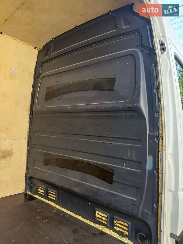 Грузовой фургон Volkswagen Crafter 2011 в Белой Церкви
