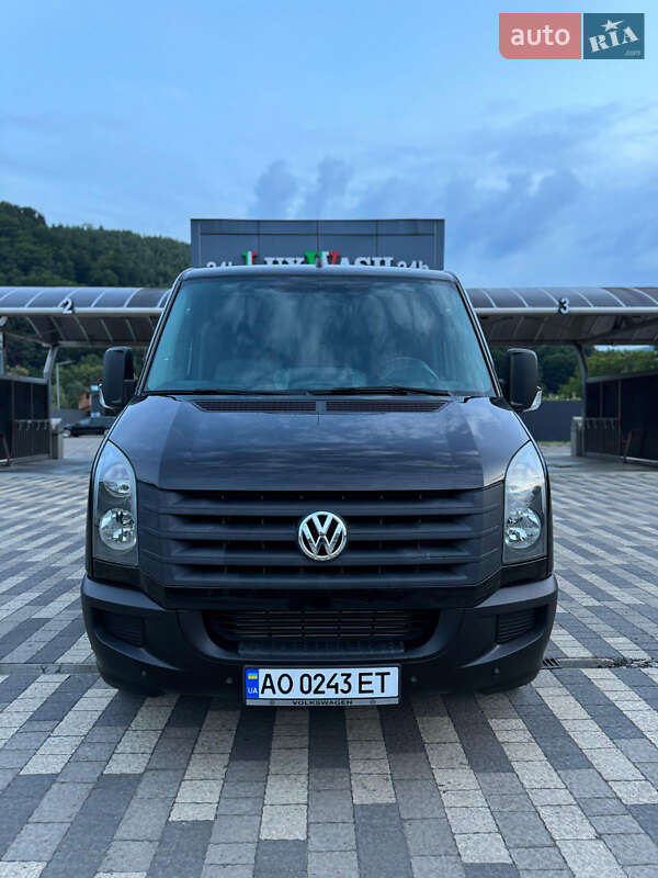 Вантажопасажирський фургон Volkswagen Crafter 2016 в Ужгороді