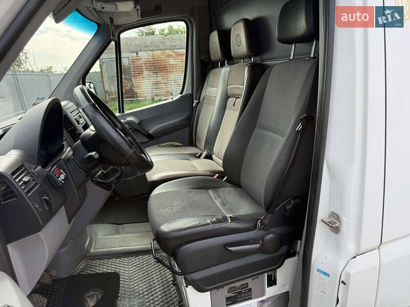Рефрижератор Volkswagen Crafter 2013 в Каменец-Подольском