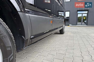 Грузовой фургон Volkswagen Crafter 2022 в 