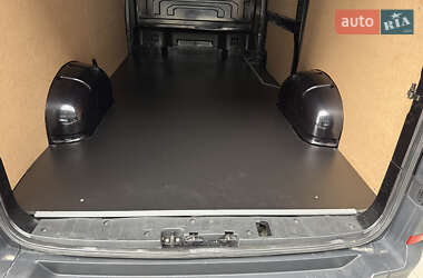 Грузовой фургон Volkswagen Crafter 2022 в 