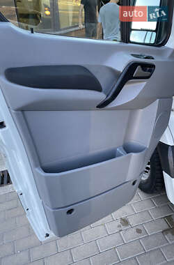Микроавтобус Volkswagen Crafter 2015 в 