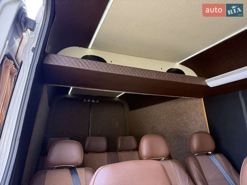 Микроавтобус Volkswagen Crafter 2018 в Стрые фото 55 Микроавтобус Volkswagen Crafter 2018 в Стрые