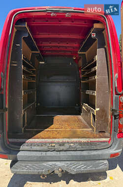 Грузовой фургон Volkswagen Crafter 2015 в 