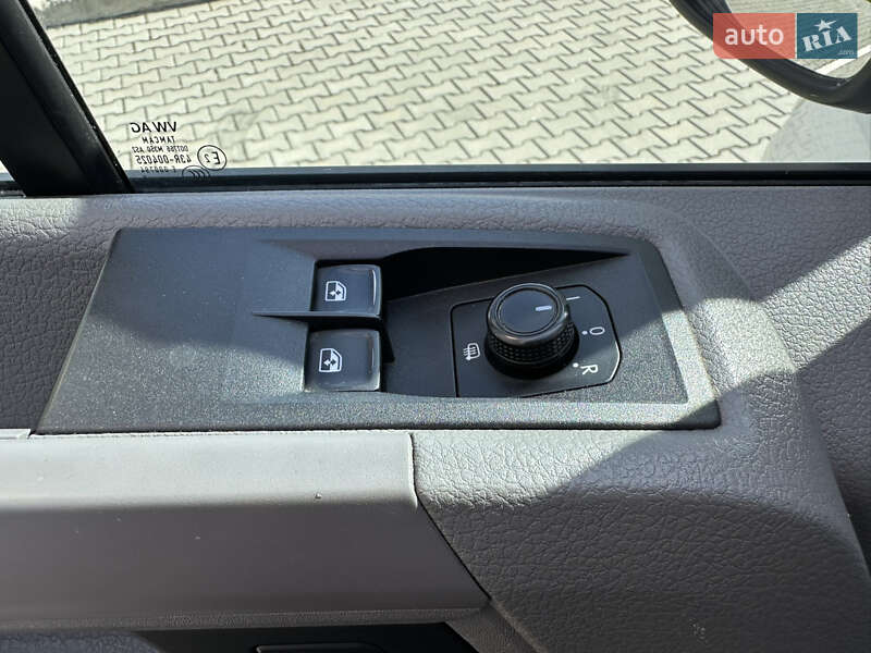 Вантажний фургон Volkswagen Crafter 2018 в Миколаєві