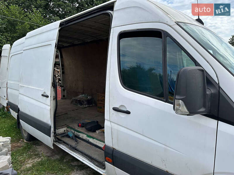 Грузовой фургон Volkswagen Crafter 2008 в Костополе