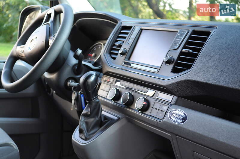 Грузовой фургон Volkswagen Crafter 2020 в Киеве