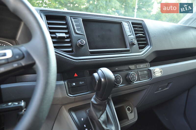 Грузовой фургон Volkswagen Crafter 2020 в Киеве