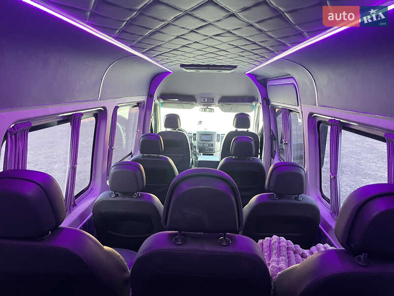 Микроавтобус Volkswagen Crafter 2011 в Камне-Каширском