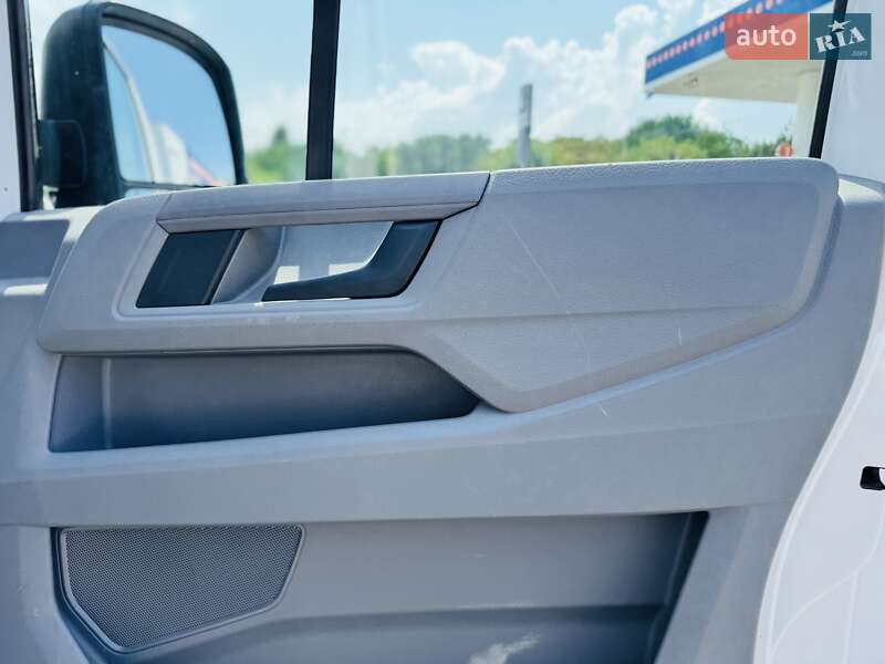 Грузовой фургон Volkswagen Crafter 2018 в Днепре