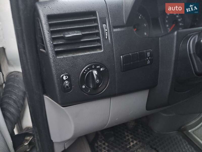 Микроавтобус Volkswagen Crafter 2014 в Киеве