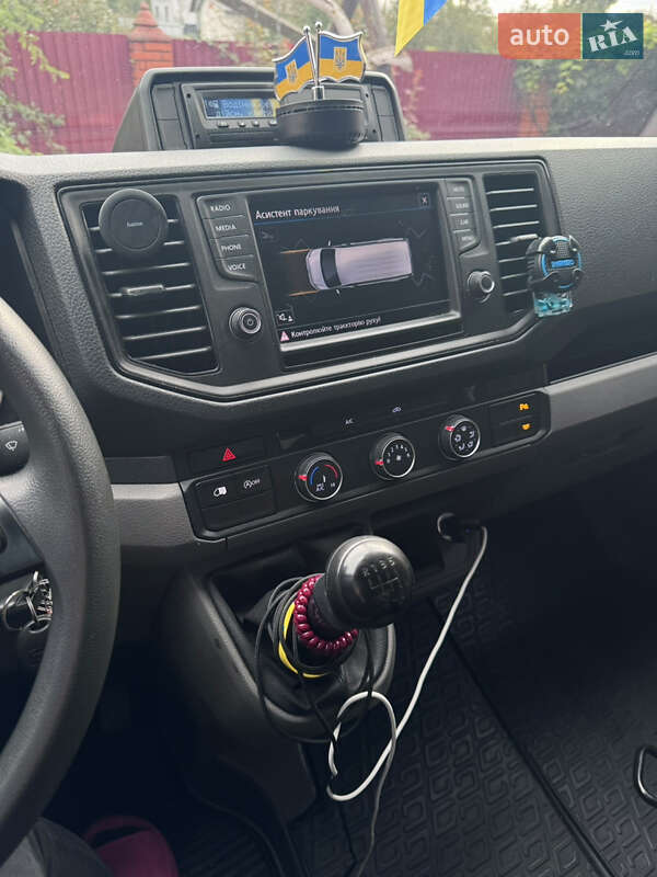 Грузовой фургон Volkswagen Crafter 2018 в Вараше