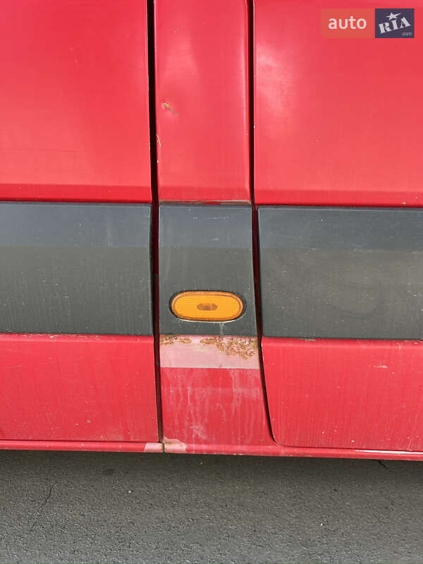 Другие грузовики Volkswagen Crafter 2012 в Калуше