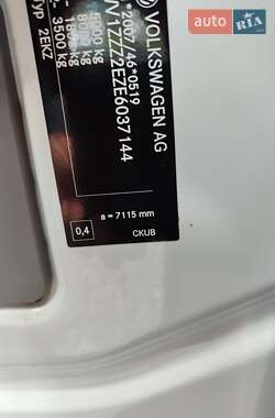 Грузовой фургон Volkswagen Crafter 2015 в 