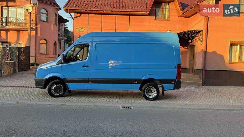 Грузовой фургон Volkswagen Crafter 2015 в Сваляве