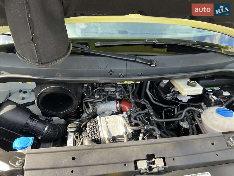 Грузовой фургон Volkswagen Crafter 2019 в Киеве