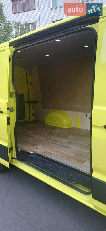 Грузовой фургон Volkswagen Crafter 2019 в Киеве