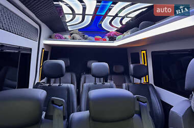 Микроавтобус Volkswagen Crafter 2020 в 