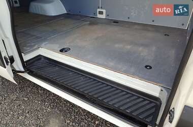 Грузовой фургон Volkswagen Crafter 2015 в 