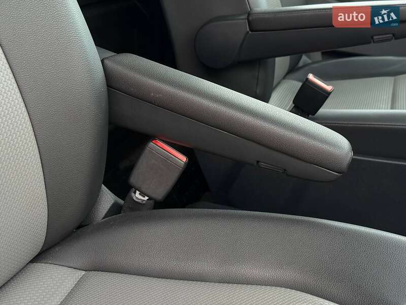 Вантажний фургон Volkswagen Crafter 2019 в Рівному фото 39 Вантажний фургон Volkswagen Crafter 2019 в Рівному