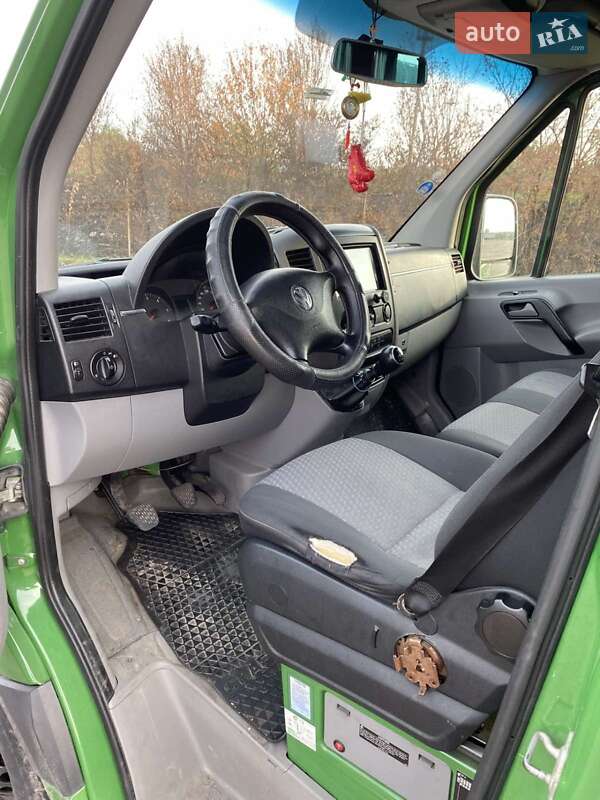 Грузовой фургон Volkswagen Crafter 2011 в Ужгороде