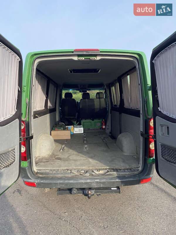 Грузовой фургон Volkswagen Crafter 2011 в Ужгороде