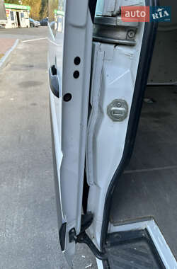 Грузовой фургон Volkswagen Crafter 2014 в 
