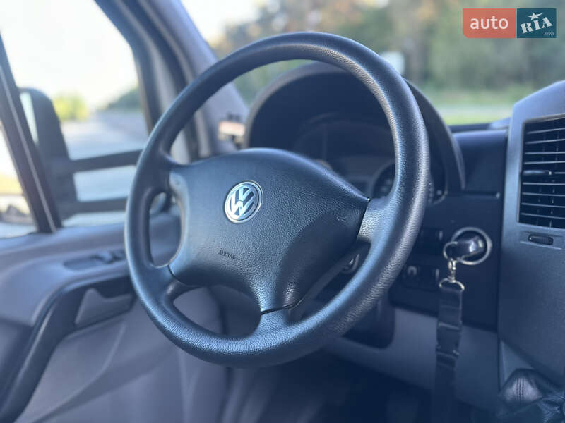Тентованый Volkswagen Crafter 2010 в Ровно
