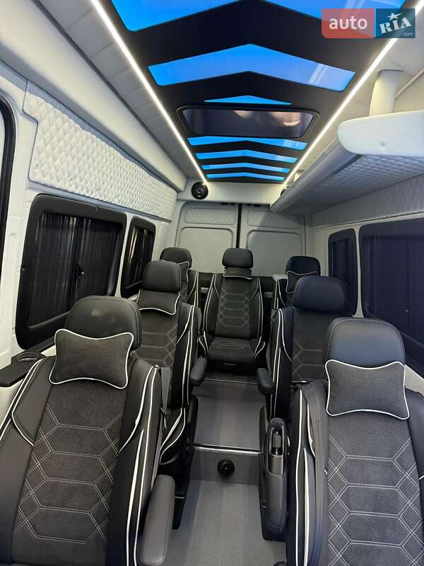 Туристичний / Міжміський автобус Volkswagen Crafter 2020 в Києві фото 7 Туристичний / Міжміський автобус Volkswagen Crafter 2020 в Києві