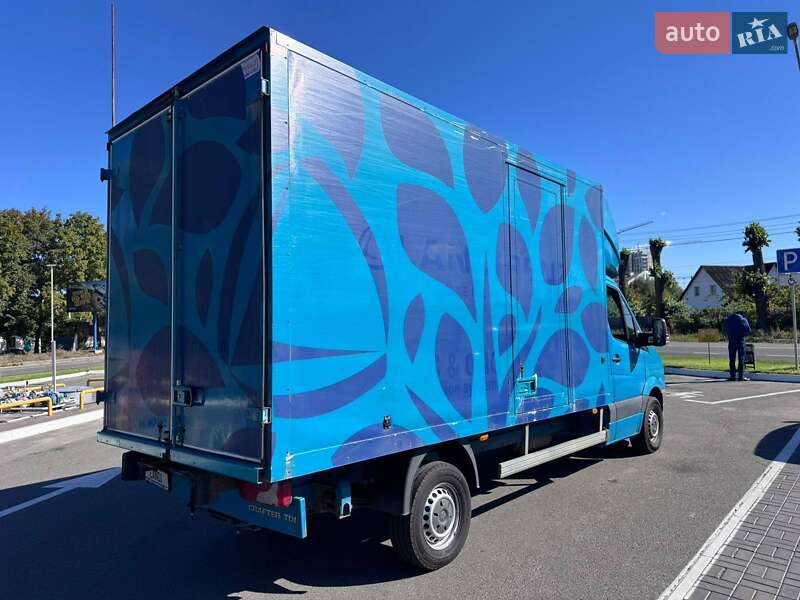 Грузовой фургон Volkswagen Crafter 2015 в Киеве