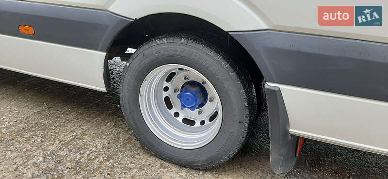 Грузовой фургон Volkswagen Crafter 2007 в Каменец-Подольском
