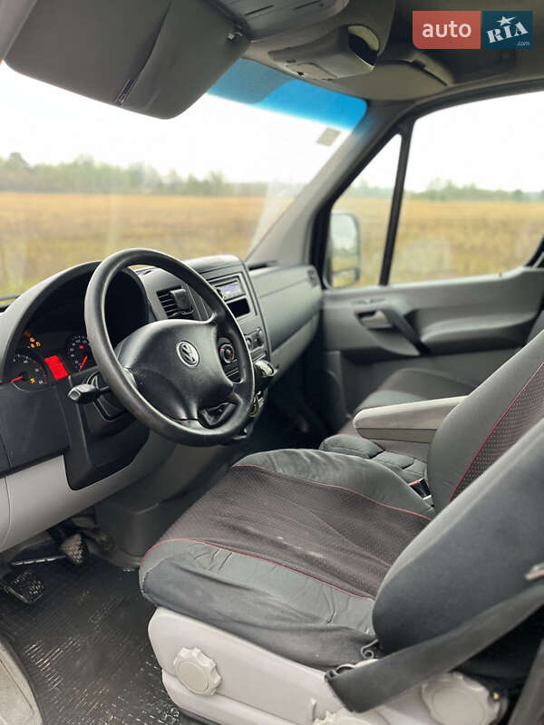 Грузовой фургон Volkswagen Crafter 2007 в Сарнах