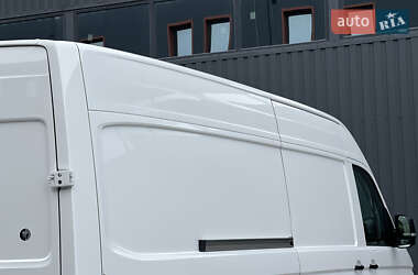 Грузовой фургон Volkswagen Crafter 2021 в 