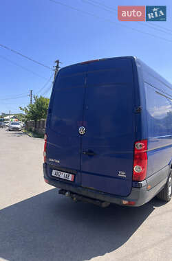 Грузовой фургон Volkswagen Crafter 2011 в 