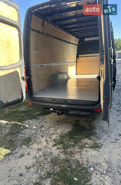Грузовой фургон Volkswagen Crafter 2014 в 