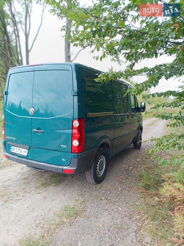 Грузовой фургон Volkswagen Crafter 2012 в Костополе