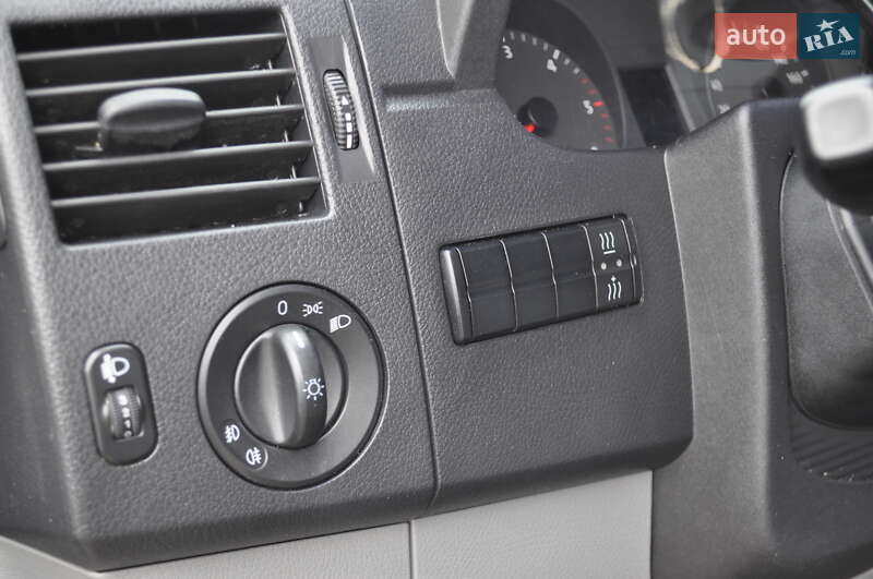 Грузовой фургон Volkswagen Crafter 2014 в Киеве