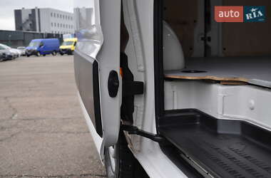 Грузовой фургон Volkswagen Crafter 2020 в 