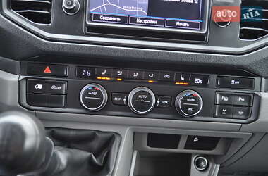 Грузовой фургон Volkswagen Crafter 2020 в 