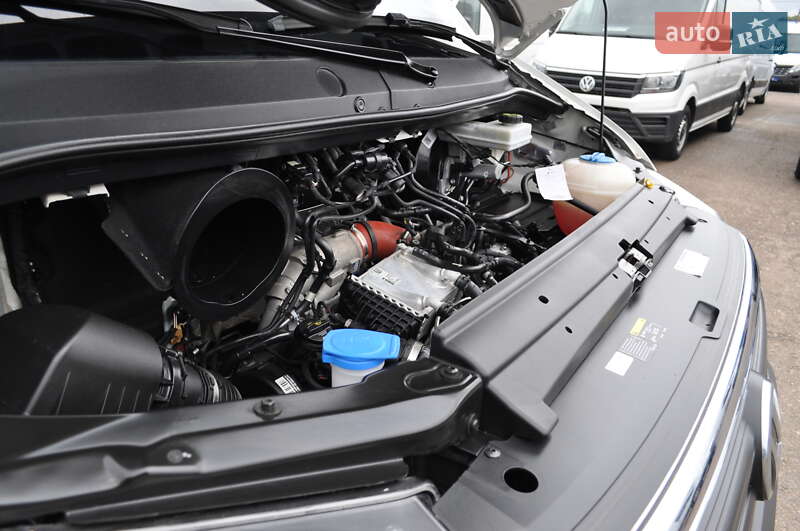 Грузовой фургон Volkswagen Crafter 2020 в Киеве