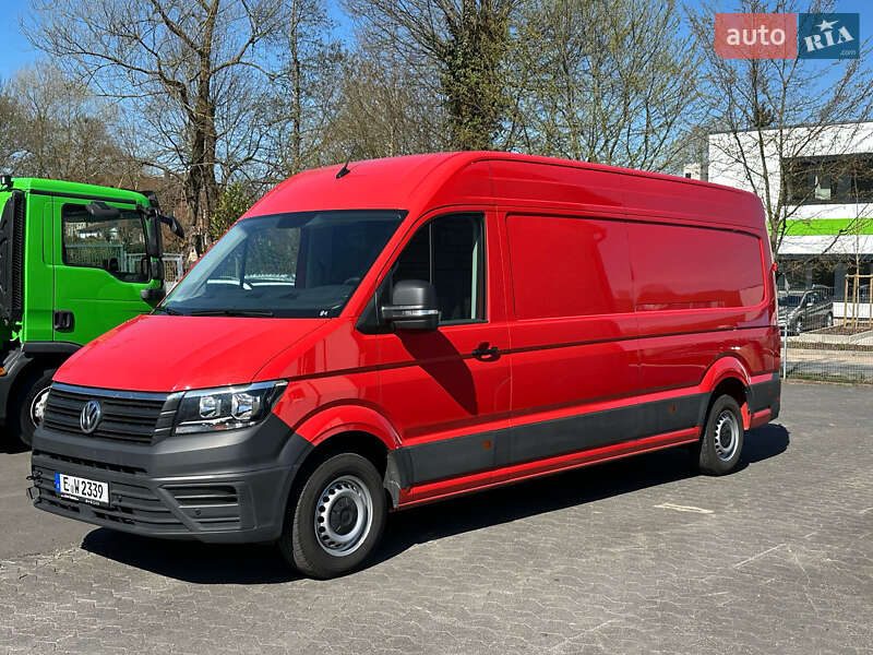 Грузовой фургон Volkswagen Crafter 2023 в 