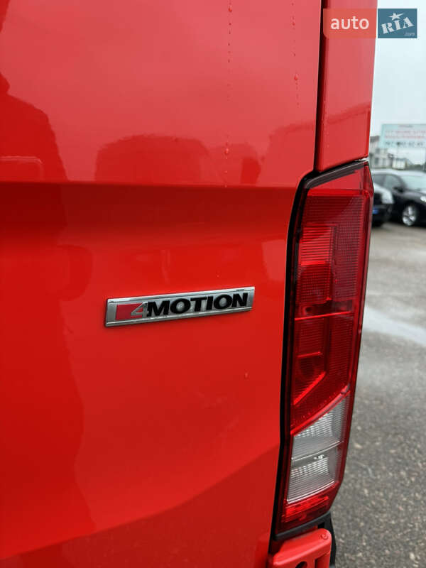 Грузовой фургон Volkswagen Crafter 2019 в Киеве