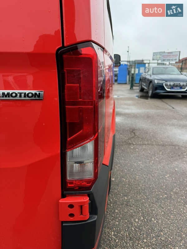 Грузовой фургон Volkswagen Crafter 2019 в Киеве